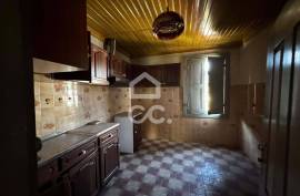 Unique opportunity, independent building, with great potential for profitability