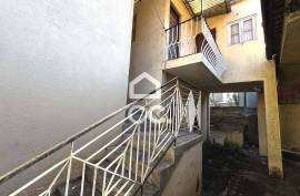 Unique opportunity, independent building, with great potential for profitability