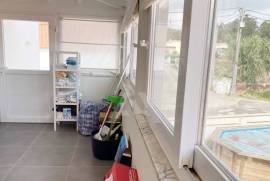 Moradia T2 Renovada com Garagem em Olho Marinho, Óbidos