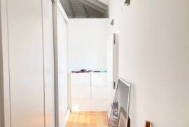 Moradia T2 Renovada com Garagem em Olho Marinho, Óbidos