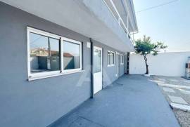 Apartamento T1 na Abrunheira com Luz e Água Incluídas