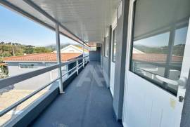 Apartamento T1 na Abrunheira com Luz e Água Incluídas
