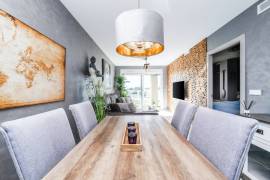 listing listing