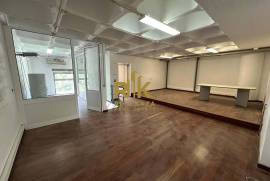 782m² Industrial Warehouse 782m² Industrial Warehouse