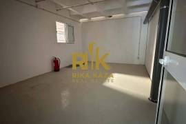 782m² Industrial Warehouse 782m² Industrial Warehouse