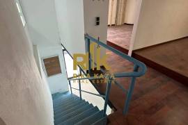 782m² Industrial Warehouse 782m² Industrial Warehouse