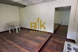 782m² Industrial Warehouse 782m² Industrial Warehouse