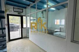 782m² Industrial Warehouse 782m² Industrial Warehouse