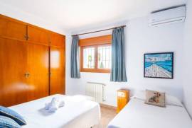 listing listing