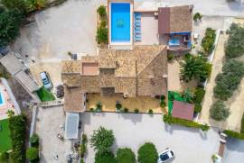 listing listing