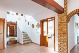 listing listing