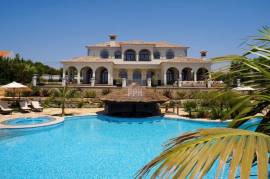 Private Manor House with fantastic countryside and ocean views