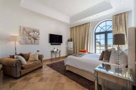 Private Manor House with fantastic countryside and ocean views