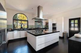 Private Manor House with fantastic countryside and ocean views