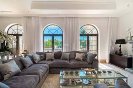 Private Manor House with fantastic countryside and ocean views