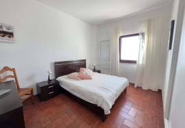 Albufeira, 3 bedroom apartment with pool and sea view