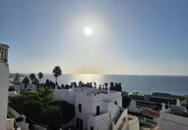 Albufeira, 3 bedroom apartment with pool and sea view