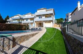 Elegant 4 Bedroom Tavira Villa in gated condominium with Private Pool, Garden & Sea Views