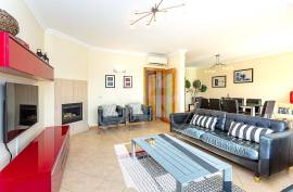 Elegant 4 Bedroom Tavira Villa in gated condominium with Private Pool, Garden & Sea Views