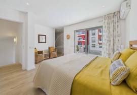 Contemporary 3 bed Villa with Pool & Mediterranean Garden in Tavira centre Contemporary 3 bed Villa with Pool & Mediterranean Garden in Tavira centre