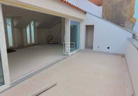 New build house 4 bedrooms, 312m2, 16m2 garden, 24m2 terrace, parking, Miséricordia New build house 4 bedrooms, 312m2, 16m2 garden, 24m2 terrace, parking, Miséricordia