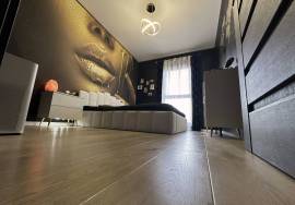 Excellent 2 Bed Apartment For Sale in Warsaw