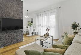 Excellent 2 Bed Apartment For Sale in Warsaw