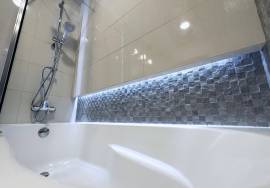 Excellent 2 Bed Apartment For Sale in Warsaw