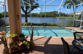 Luxury 3 Bed Water front Villa For Sale In Cape Coral Florida