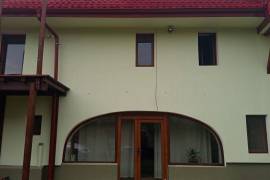 Excellent 9 Bed Home For Sale in Vulcan Brasov