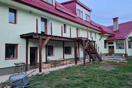 Excellent 9 Bed Home For Sale in Vulcan Brasov