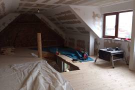 Excellent 9 Bed Home For Sale in Vulcan Brasov