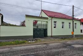Excellent 9 Bed Home For Sale in Vulcan Brasov