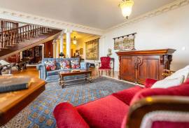 Luxury Château Te Kamo For Sale in Ngararatunua New