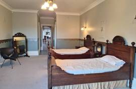 Luxury Château Te Kamo For Sale in Ngararatunua New