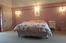 Luxury Château Te Kamo For Sale in Ngararatunua New