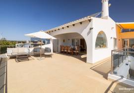 Immaculate 4 Bedroom Villa on Santo Antonio Golf, Budens Immaculate 4 Bedroom Villa on Santo Antonio Golf, Budens