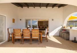 Immaculate 4 Bedroom Villa on Santo Antonio Golf, Budens Immaculate 4 Bedroom Villa on Santo Antonio Golf, Budens