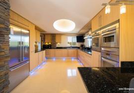 Immaculate 4 Bedroom Villa on Santo Antonio Golf, Budens Immaculate 4 Bedroom Villa on Santo Antonio Golf, Budens