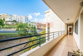 2 Bedroom Apartment with Panoramic Sea View in Caniço de Baixo 2 Bedroom Apartment with Panoramic Sea View in Caniço de Baixo