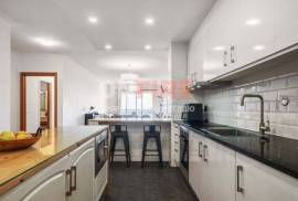 2 Bedroom Apartment with Panoramic Sea View in Caniço de Baixo 2 Bedroom Apartment with Panoramic Sea View in Caniço de Baixo