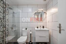 2 Bedrooms Refurbished in Caniço 2 Bedrooms Refurbished in Caniço