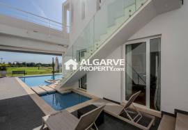 Exclusive 5-Bedroom Villa on the  Golf Course in Vilamoura