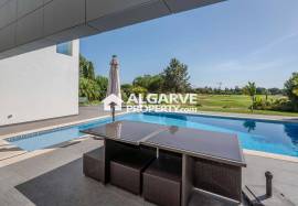 Exclusive 5-Bedroom Villa on the  Golf Course in Vilamoura