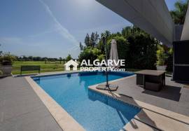 Exclusive 5-Bedroom Villa on the  Golf Course in Vilamoura
