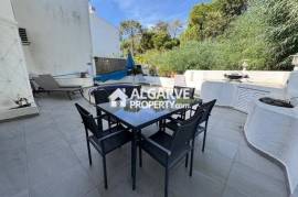 Charming 3 bedroom semi-detached villa near the Tennis Academy, Golf and the beach in Vale Lobo, Algarve