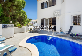 Charming 3 bedroom semi-detached villa near the Tennis Academy, Golf and the beach in Vale Lobo, Algarve