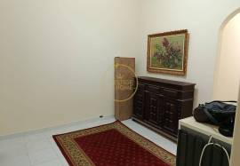 4 bedroom apartment with private parking for annual rental