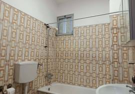 4 bedroom apartment with private parking for annual rental