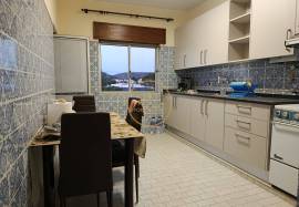 4 bedroom apartment with private parking for annual rental